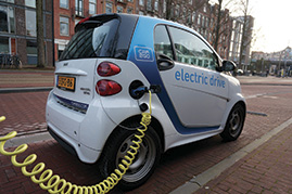 Dónde consultar puntos de recarga de coches eléctricos